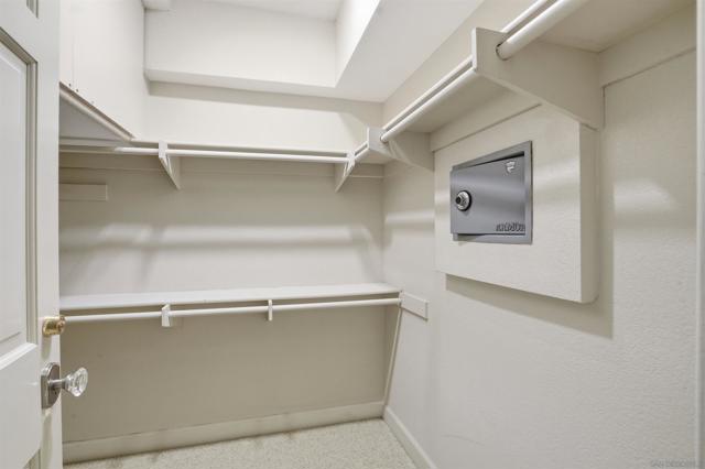 Image 32 of 46 For 1099 1 Street 223