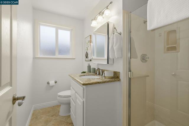 3937 Majestic Dr, Concord CA: https://media.crmls.org/mediaz/a287ff5d-2d9a-4a56-af7b-87adabdad48e.jpg