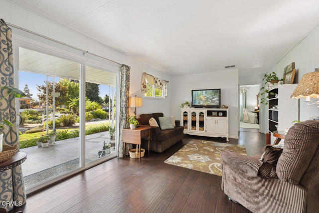 Detail Gallery Image 25 of 39 For 25 Faulkner Ct #25,  Ventura,  CA 93003 - 2 Beds | 2 Baths