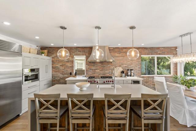 4474 Niagara Ave, San Diego CA: https://media.crmls.org/mediaz/a288b52a-d869-4a4f-9514-d404d29fc153.jpg