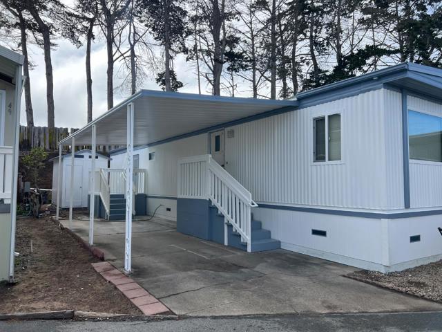 356 Reservation Road, Marina CA: https://media.crmls.org/mediaz/a289383a-6784-46fd-b1e0-4d5378bf6399.jpg