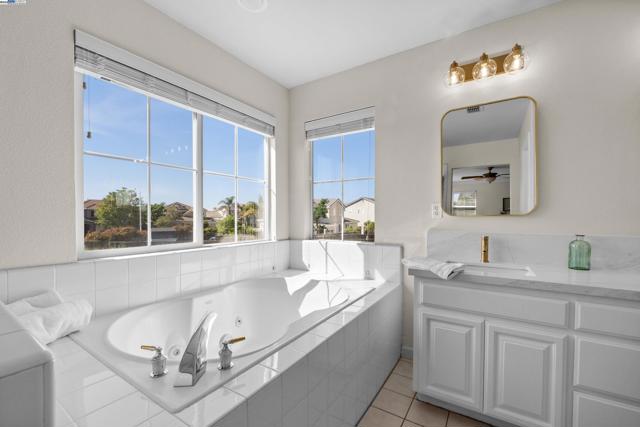 6235 Robertson Ave, Newark CA: https://media.crmls.org/mediaz/a2897d89-f810-4710-9a41-856a714e8eba.jpg