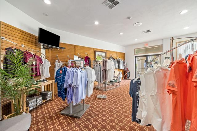 78487 Magenta Drive, La Quinta CA: https://media.crmls.org/mediaz/a289eec6-a0d9-4086-96b0-efdc317066a8.jpg