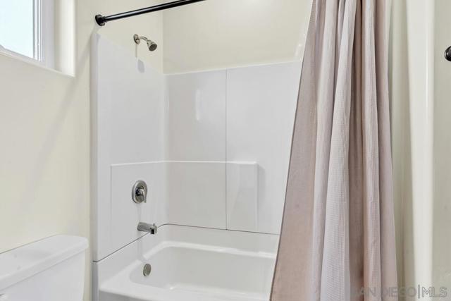 130 Scenic Dr, El Cajon CA: https://media.crmls.org/mediaz/a28a5fbc-b90f-42ee-905a-d4f3a6f56260.jpg