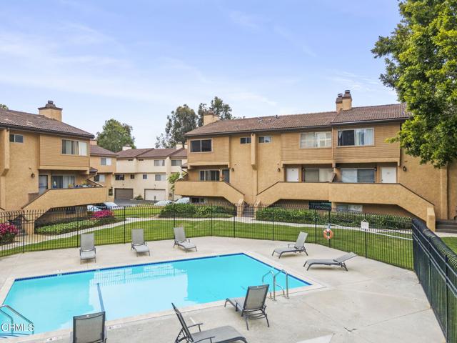 691 County Square Drive, Ventura CA: https://media.crmls.org/mediaz/a28afa94-9b07-4bf2-a51c-13311f4a920b.jpg