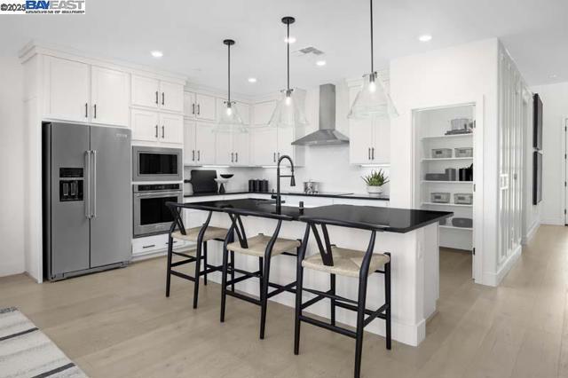 515 E Fiorino Street, Mountain House CA: https://media.crmls.org/mediaz/a28bcec1-c9eb-477c-8b6e-b210f30c3511.jpg