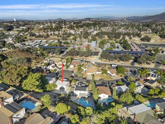 Detail Gallery Image 4 of 32 For 6523 Perth Pl, San Diego,  CA 92139 - 4 Beds | 2/1 Baths