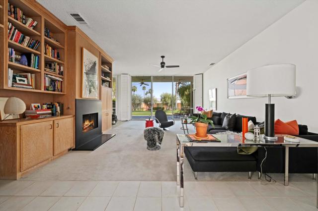 47314 Abdel Circle, Palm Desert CA: https://media.crmls.org/mediaz/a28cdfb2-f7a9-4401-a87c-f92147fb82cf.jpg