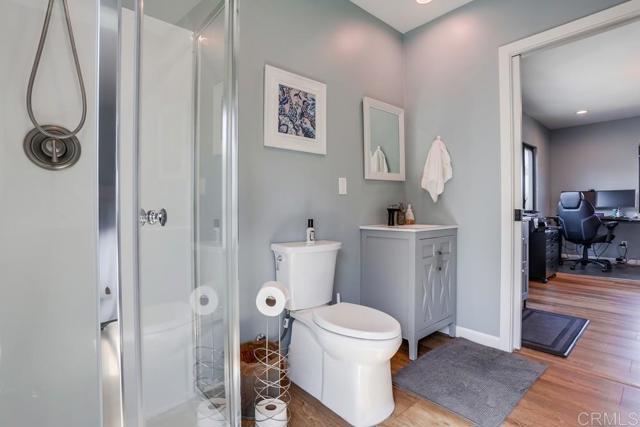 2255 Via Dulcea, Fallbrook CA: https://media.crmls.org/mediaz/a28df3ab-6d46-47ca-bad7-0dcb9609308b.jpg