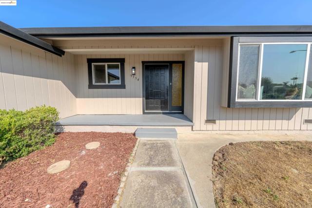 3354 S Francisco Way, Antioch CA: https://media.crmls.org/mediaz/a28e8576-54e1-4f91-8265-82cdd3d26b97.jpg