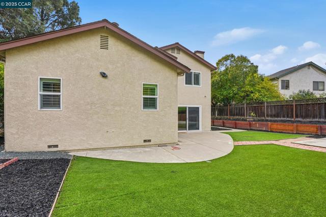 3025 Sunflower Dr, Antioch CA: https://media.crmls.org/mediaz/a28eb44e-1dbd-471d-9510-5dbbb1b2e4d8.jpg