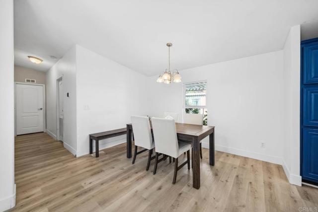 402 63Rd Street, San Diego CA: https://media.crmls.org/mediaz/a28eecc3-19f9-43b5-9fdd-1fd4796a5b1d.jpg