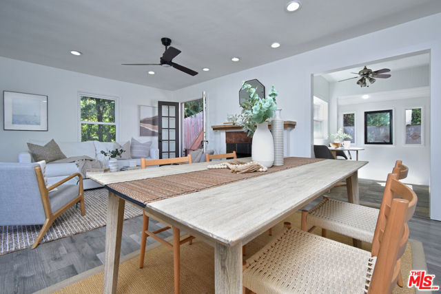 15200 Del Gado Drive, Sherman Oaks CA: https://media.crmls.org/mediaz/a290a412-6769-4a91-9e03-51b028da319c.jpg