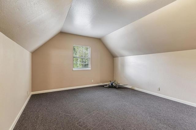 560 Tevis Trail, Hollister CA: https://media.crmls.org/mediaz/a290b49d-8c03-4301-8e41-43b5dfa3921b.jpg