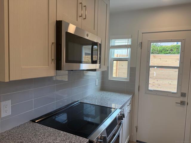 6051 La Jolla Hermosa Ave, La Jolla CA: https://media.crmls.org/mediaz/a290c049-285f-4596-afbe-840bb87fc9e6.jpg