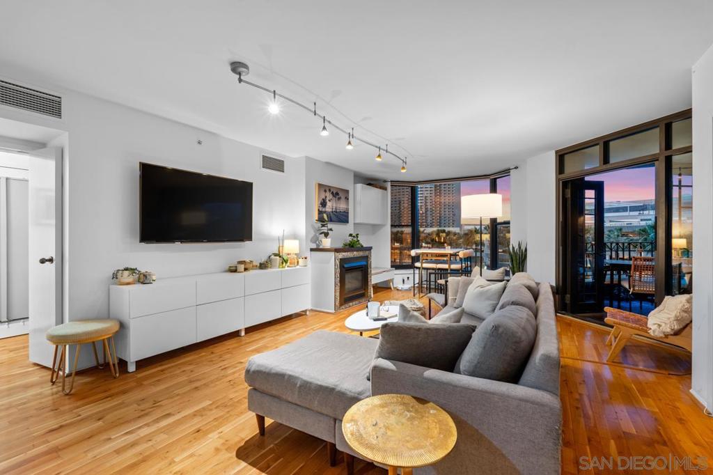 500 Harbor Dr. - photo 8