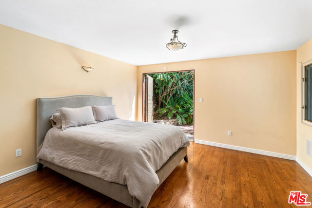 2604 Rutherford Drive, Los Angeles, California 90068, 5 Bedrooms Bedrooms, ,3 BathroomsBathrooms,Single Family Residence,For Sale,Rutherford,24380399