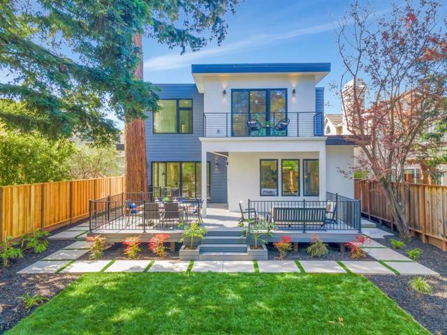 546 9th Avenue, Menlo Park CA: https://media.crmls.org/mediaz/a291e149-2012-4d00-be67-e3be09da2b57.jpg