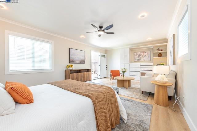 963 Douglas Dr, San Leandro CA: https://media.crmls.org/mediaz/a2920636-2675-44bf-9ef1-c368952943fe.jpg