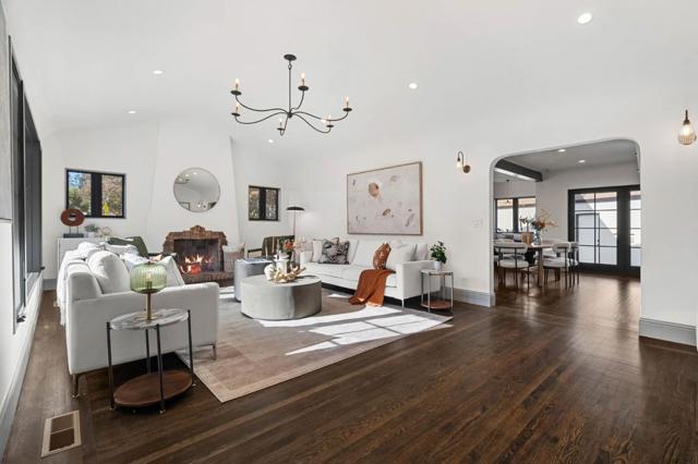 58 Gladys Avenue, Mountain View CA: https://media.crmls.org/mediaz/a292434e-ddf1-4380-98db-1e3ba7f69cfc.jpg