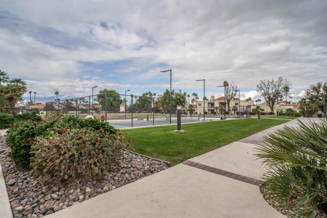 Image 55 of 62 For 43954 Via Granada