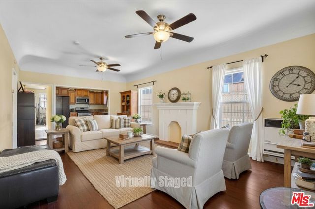 3852 Woolwine Drive, Los Angeles CA: https://media.crmls.org/mediaz/a292d416-fde2-4fcb-bcde-cc78f2c1c6de.jpg