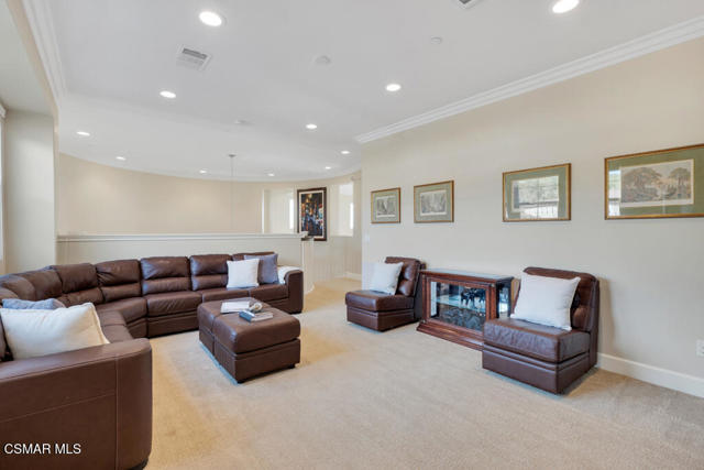 Image 49 of 93 For 6894 Copper Creek Place