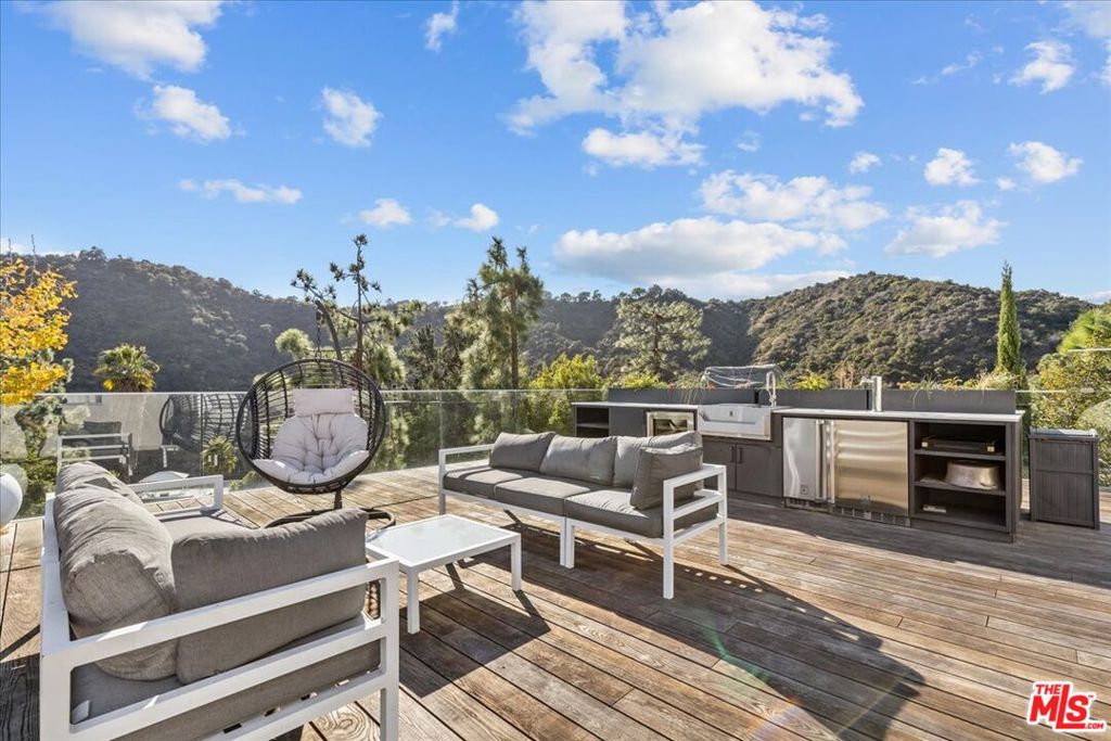 MLS #25616855 image #24