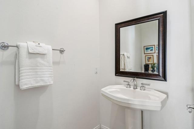 64 Paris Way, Rancho Mirage, CA 92270