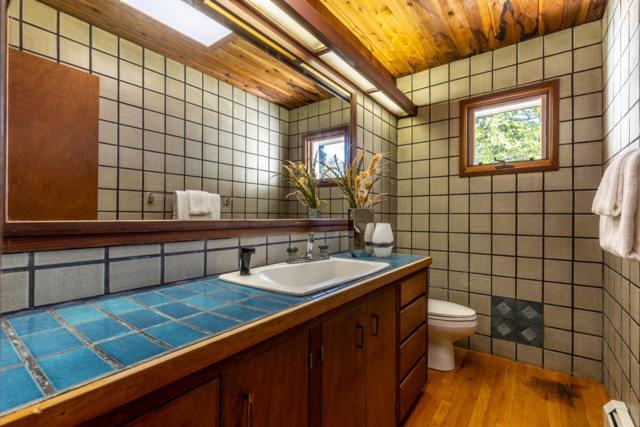 800 Rancho Prieta Road, Los Gatos CA: https://media.crmls.org/mediaz/a294f499-fdcb-4093-9d0b-3d4678748687.jpg