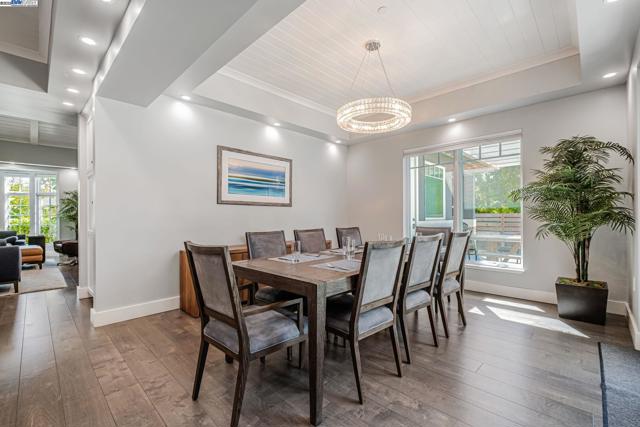 375 Hillview Dr, Fremont CA: https://media.crmls.org/mediaz/a2959e42-79b4-4ef7-9bdb-cea58e442379.jpg