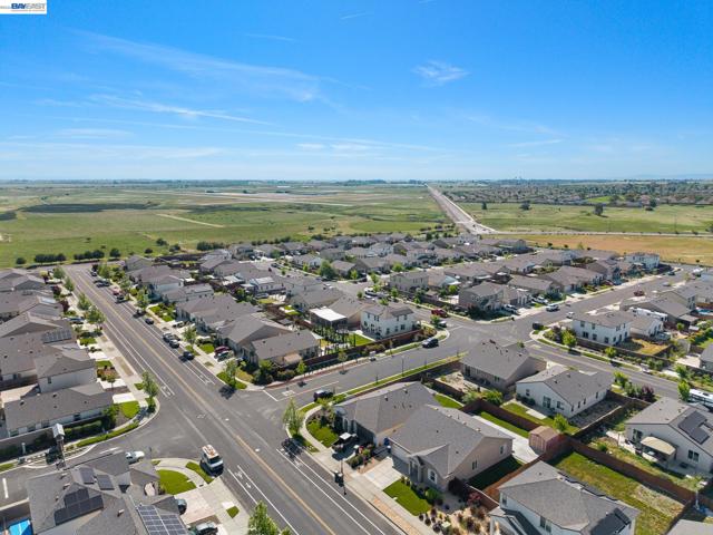 Image 33 of 37 For 4435 Mccormack Rd