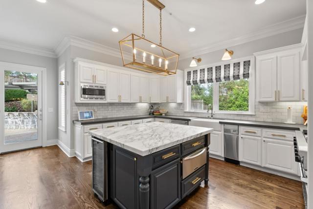 629 Lombardy Way, Redwood City CA: https://media.crmls.org/mediaz/a2963ec3-8842-4472-b251-b8b4b7286a71.jpg