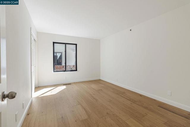 38 Sanders Ranch Rd, Moraga CA: https://media.crmls.org/mediaz/a2967a45-b606-4de2-86de-649a6c5fbc12.jpg
