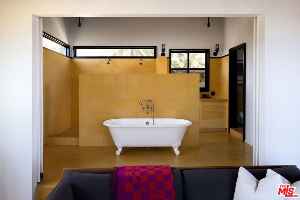 MLS #26860663 image #21