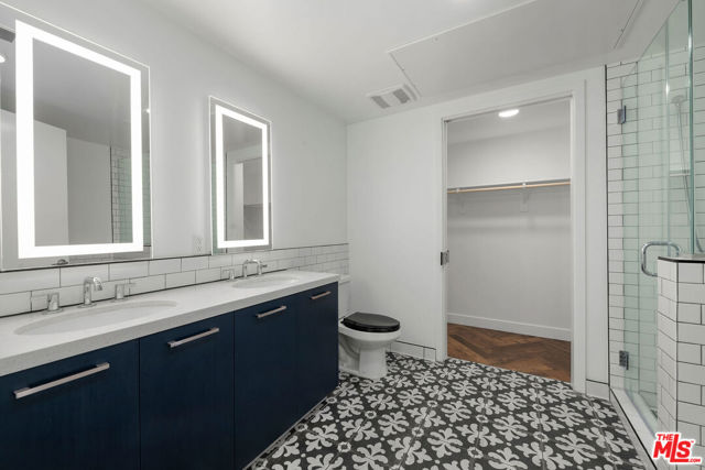 1250 N Fairfax Avenue, West Hollywood CA: https://media.crmls.org/mediaz/a297241e-f205-4922-ae4b-7ef0a40fc731.jpg