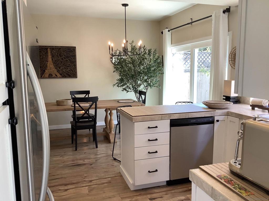 2422 Summerhill - photo 9