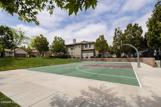 1513 Silver Shadow Drive, Newbury Park CA: https://media.crmls.org/mediaz/a297fbef-e523-46dc-9dee-37d08e664da2.jpg