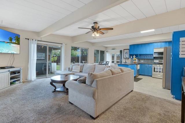 6881 F Street, Tres Pinos CA: https://media.crmls.org/mediaz/a2982f82-1a4d-4e82-916d-988db1d14564.jpg