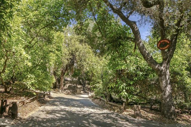 6036 Rainbow Heights Road, Fallbrook CA: https://media.crmls.org/mediaz/a298ed0c-1eaa-4c3b-8e18-5f76a5e64075.jpg