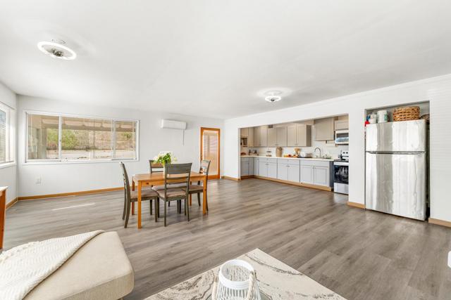 Image 4 of 38 For 9301 Polaris Way