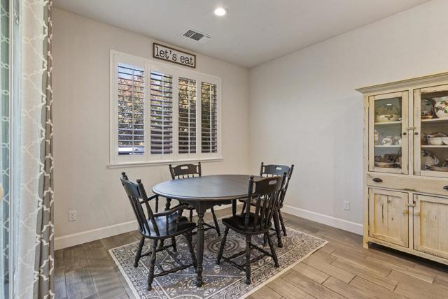 471 Segovia Drive, Hollister CA: https://media.crmls.org/mediaz/a29b6497-bd17-4f8c-962c-cad4f9cbae61.jpg