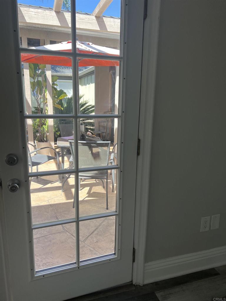 Tuttle Street - photo 8