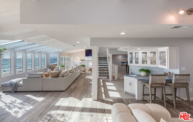 1448 Nathan Lane, Ventura CA: https://media.crmls.org/mediaz/a29d8478-b1c5-46ea-a66b-d525c1178cec.jpg