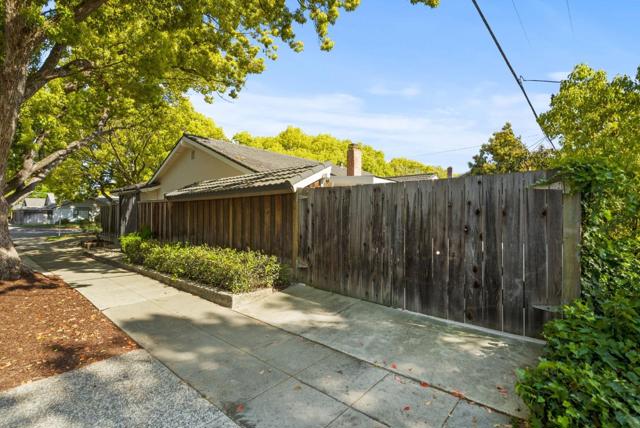 Image 45 of 54 For 1175 Ravenscourt Avenue