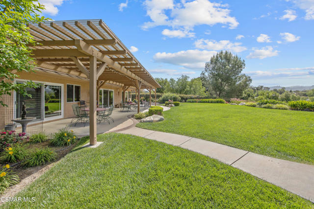 12490 Ridge Drive, Santa Rosa CA: https://media.crmls.org/mediaz/a29e6dc0-1632-4cbd-938b-b5f5d0eb8f0d.jpg