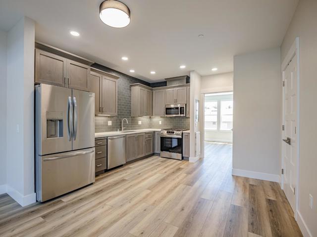 136 Aptos Village Way, Aptos CA: https://media.crmls.org/mediaz/a29ec4e6-5a88-451f-9475-ae3b008c2729.jpg