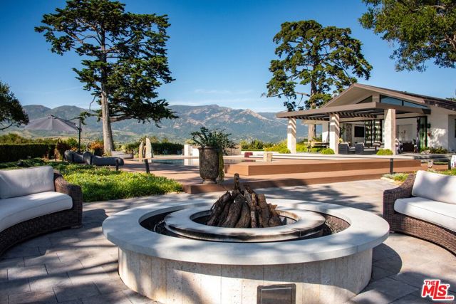 4610 Via Vistosa, Santa Barbara CA: https://media.crmls.org/mediaz/a29f2912-c7ec-4451-a44c-bde35b0bc152.jpg