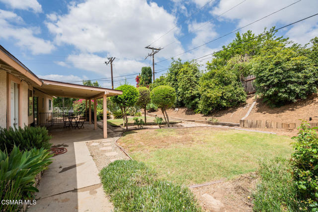 3317 Dalhart Avenue, Simi Valley CA: https://media.crmls.org/mediaz/a29f9caa-ebf8-4d76-96d0-22854a1d0c44.jpg