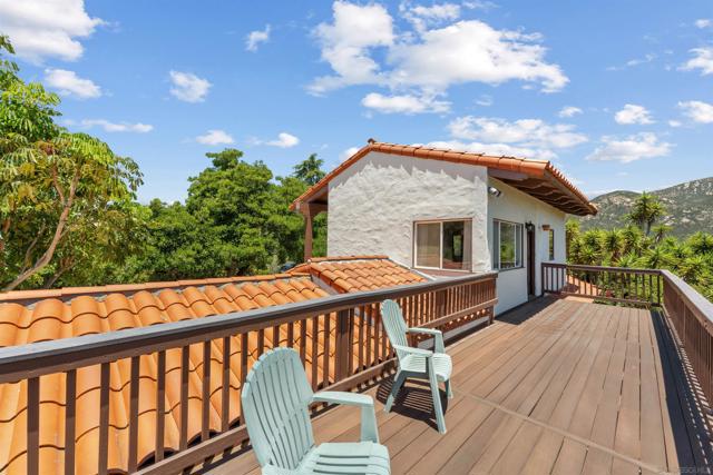 17156 Dos Hermanos, Poway CA: https://media.crmls.org/mediaz/a2a4699c-0c29-4246-bd65-b44e1cb81313.jpg